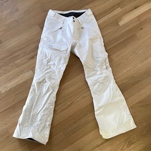 North Face Women’s white ski pants. Size Small